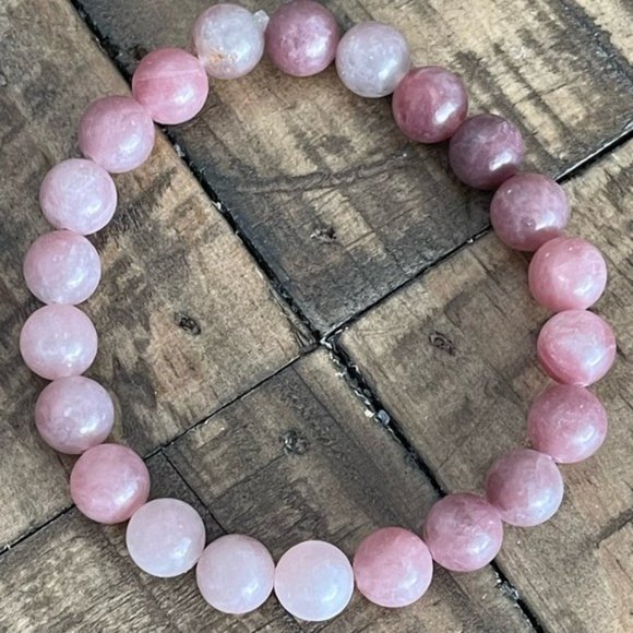 8mm Strawberry Quartz Stretch Bead Bracelet - Picture 3 of 5